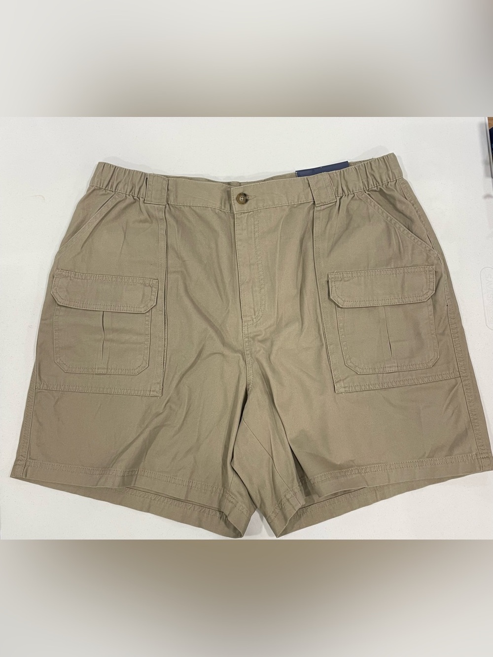 Men’s Croft & Barrow side elastic cargo khaki shorts 42 new